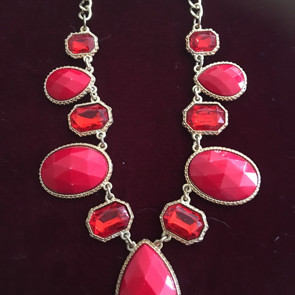 ALL IN REDS - Picture 3 of 8